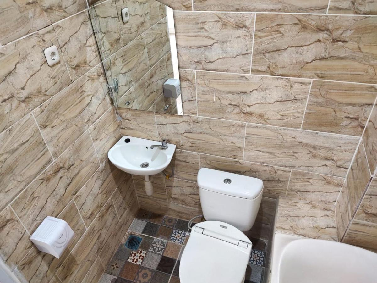 ג'קרטה Fuji Residence מראה חיצוני תמונה